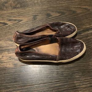 Frye 8M Kira slip on